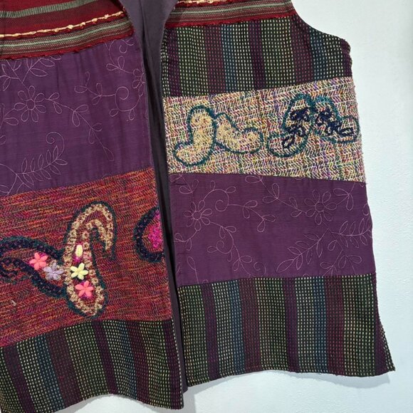 Christopher & Banks Vintage Embroidered Vest Size Medium Patched Mixed Media - Picture 4 of 8